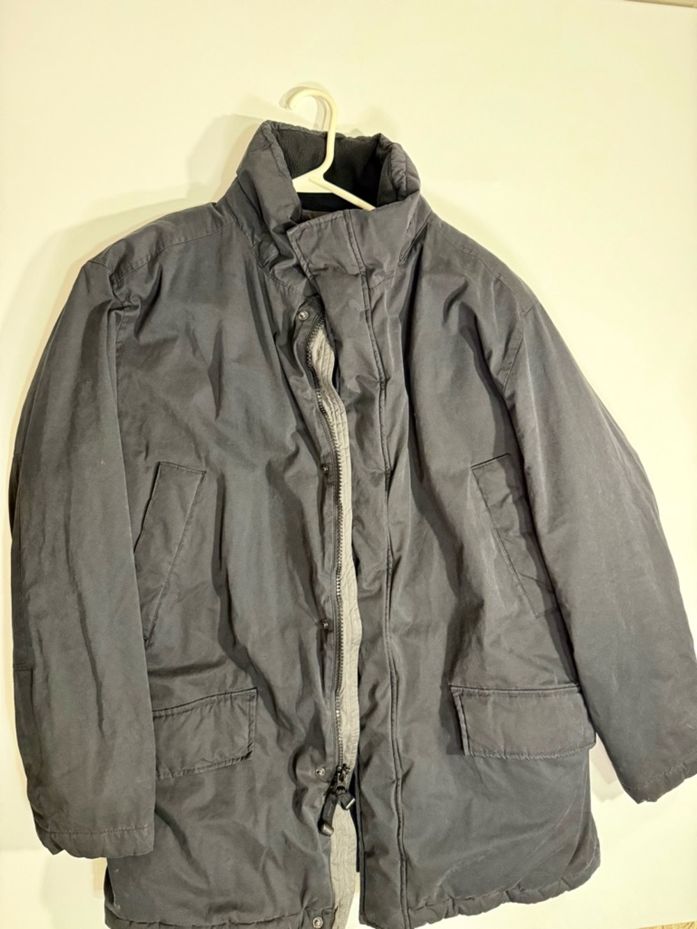 GAP Men's Dark Gray Puffer Coat
